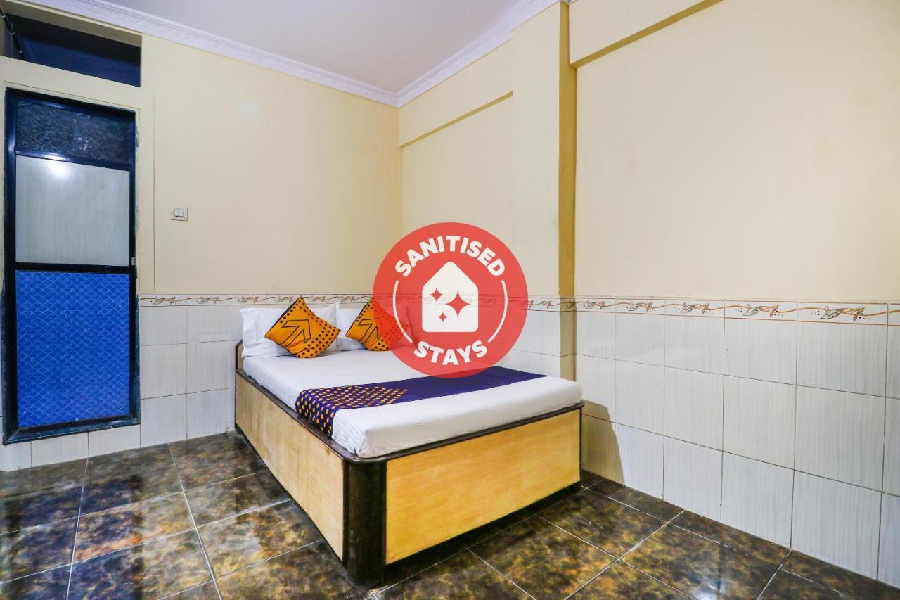 Spot On 66527 Pallavi Lodge Ulhāsnagar Extérieur photo
