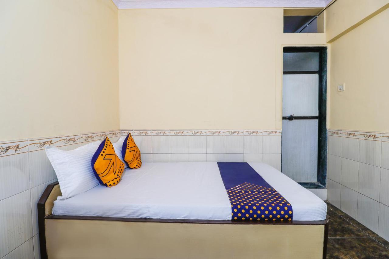 Spot On 66527 Pallavi Lodge Ulhāsnagar Extérieur photo