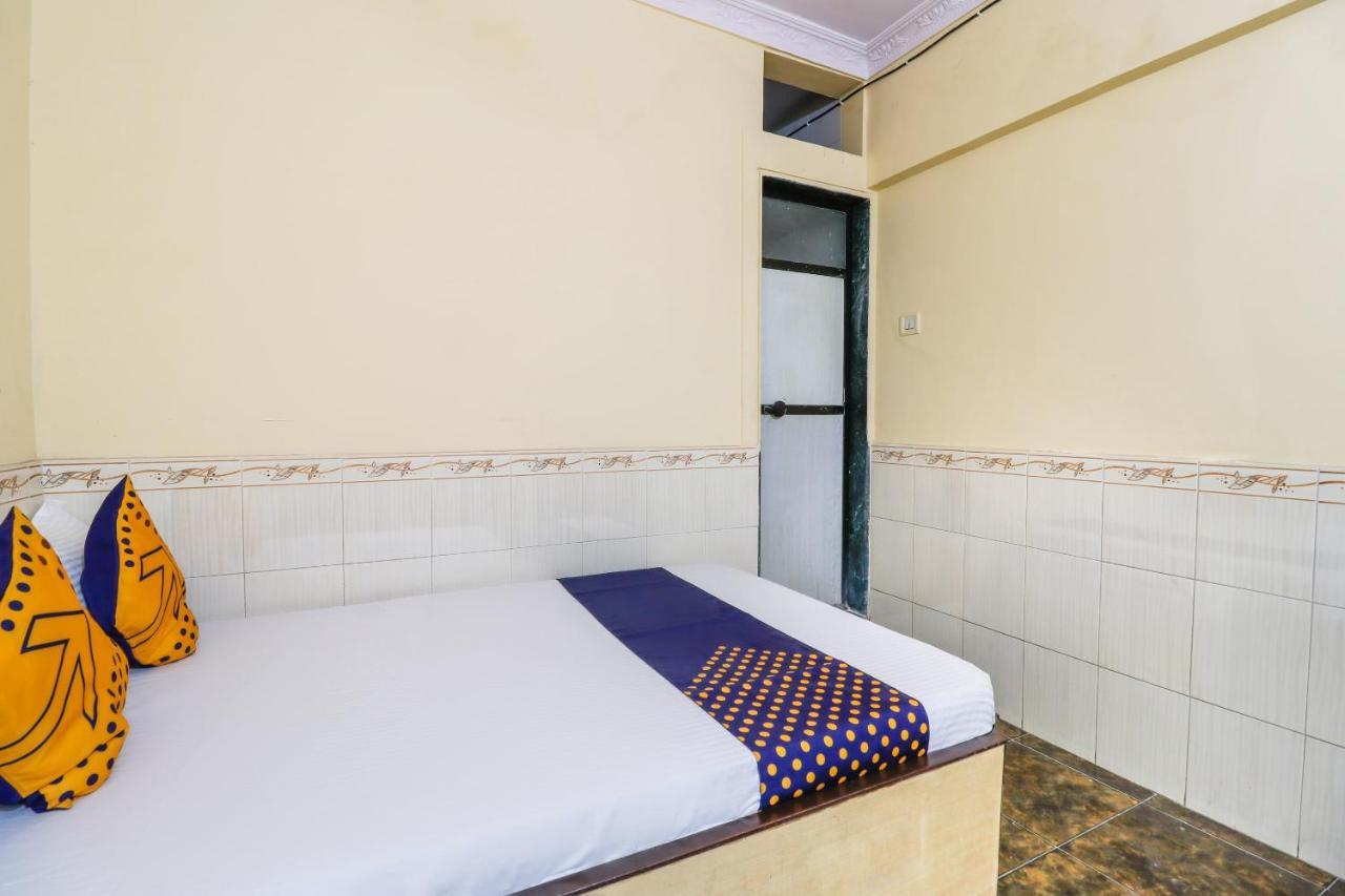 Spot On 66527 Pallavi Lodge Ulhāsnagar Extérieur photo