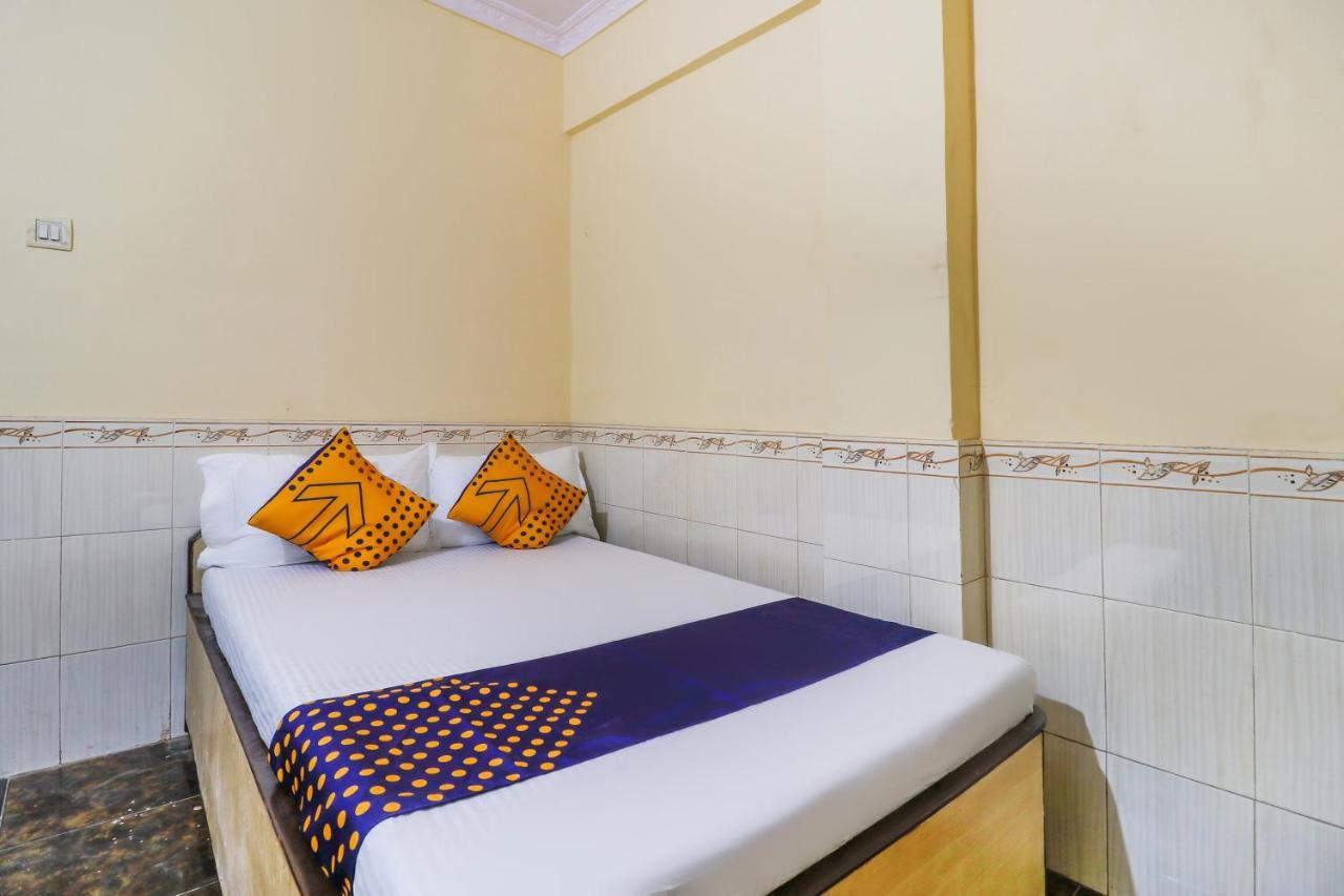 Spot On 66527 Pallavi Lodge Ulhāsnagar Extérieur photo